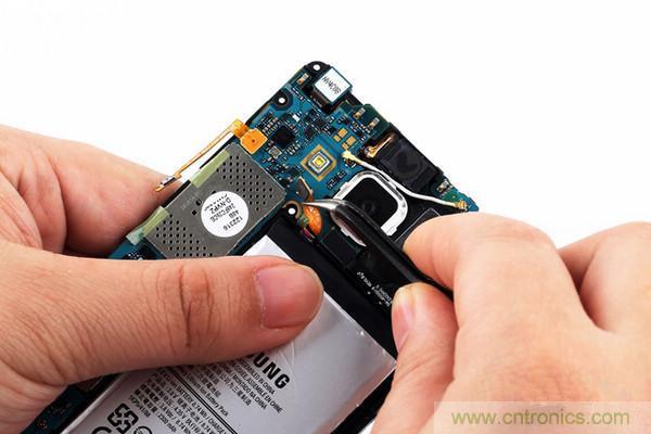 拆解狂魔荼毒新機三星金屬Galaxy A5，看槽點在何方？