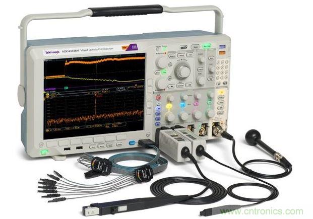 混合域示波器(MDO)將頻譜分析儀、示波器和邏輯分析儀組合在一臺儀表內(nèi)，可以從全部三臺儀器中產(chǎn)生同步的而且與時間關聯(lián)的測量結(jié)果。圖中顯示的是泰克公司的MDO4000B。
