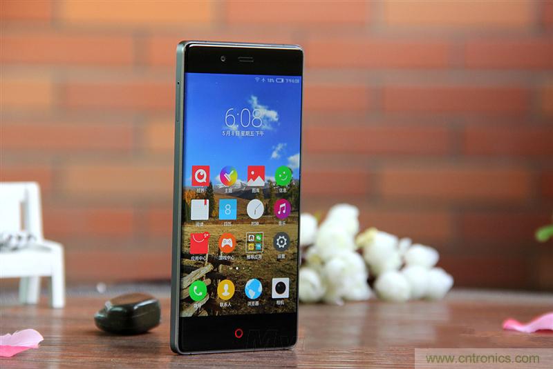 無邊框的 nubia Z9 ，一款既有驚喜，又有驚艷的智能手機(jī)