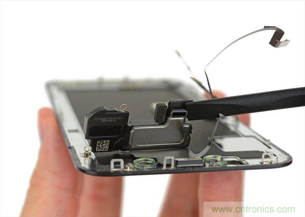 蘋(píng)果iPhone X iFixit拆解報(bào)告：雙層主板+雙單元電池