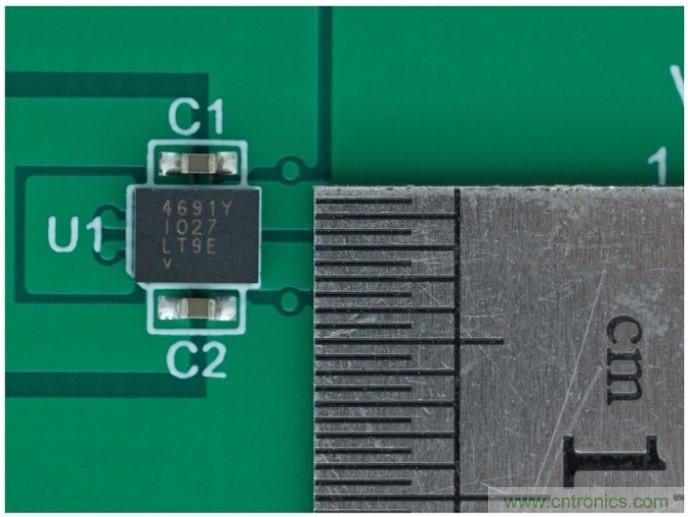 3.6V輸入、雙路輸出µModule降壓穩(wěn)壓器以3mm × 4mm小尺寸為每通道提供2A電流